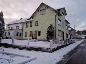 Gehlberger Landhaus am Schneekopf / Ferienwohnung